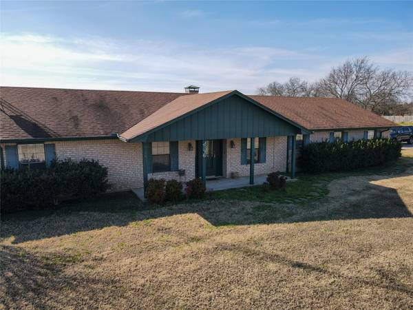 2136 E HWY 120 Highway, Denison, TX 75021