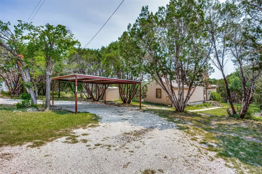 4709 Elizabeth Street, Granbury, TX 76048