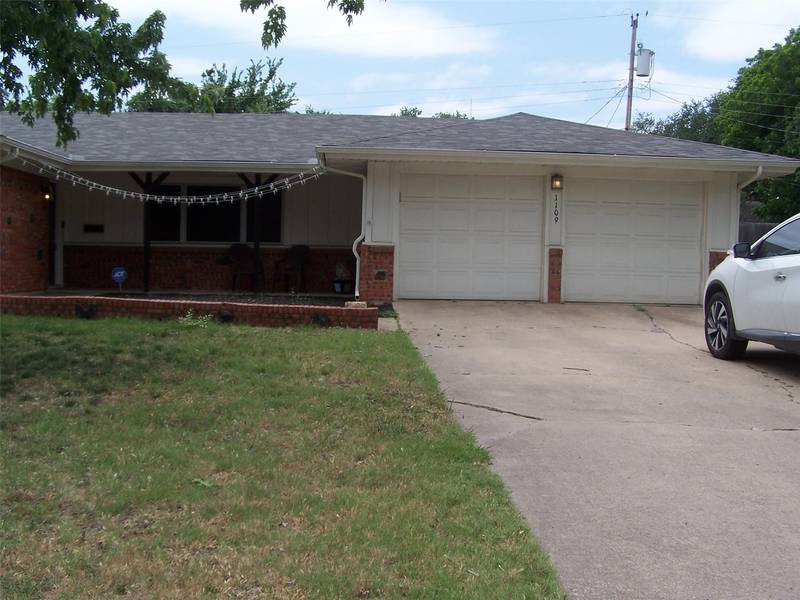 1109 Norwood Drive, Hurst, TX 76053