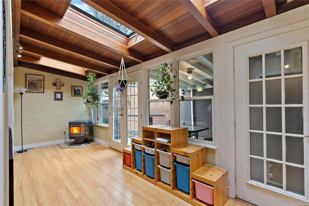 Langford, BC V9B 2S3,984 Dunford Ave #132