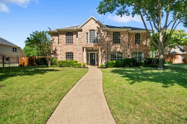 805 Saratoga Drive, Southlake, TX 76092