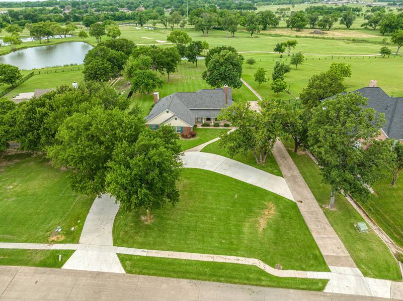 143 Creekview Lane, Crandall, TX 75114