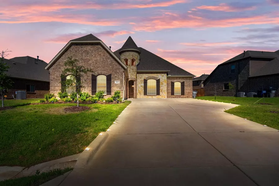 1912 Doves Landing Lane, Wylie, TX 75098