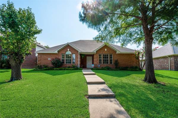 1862 Oak Bend Drive, Rockwall, TX 75087