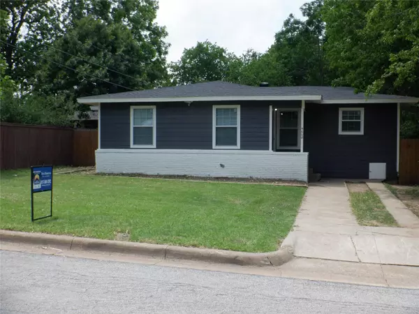 4608 Evans Avenue, Fort Worth, TX 76115