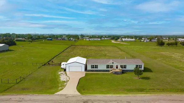 Quinlan, TX 75474,1516 County Road 2277