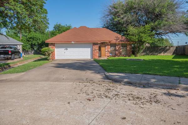 405 Partridge Circle, Desoto, TX 75115