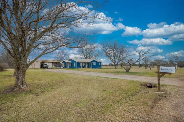 3215 County Road 13400, Paris, TX 75462