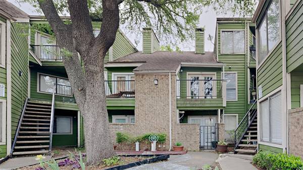 9803 Walnut Street #208, Dallas, TX 75243