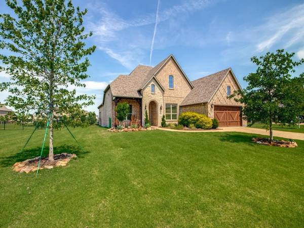 1112 Macgregor Lane, Gunter, TX 75058