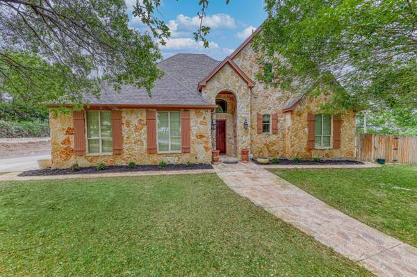 4833 Quail Crest Drive, Willow Park, TX 76087