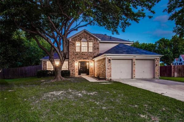 2005 Livingston Lane, Flower Mound, TX 75028