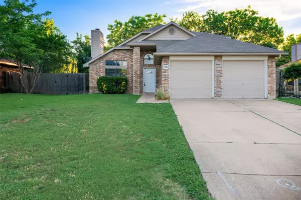 Arlington, TX 76001,6510 Topaz Drive