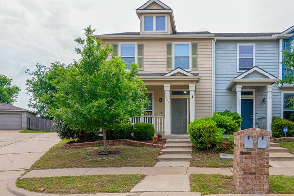 10509 Traymore Drive, Fort Worth, TX 76244