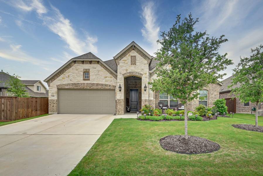 3208 Paxon Drive, Mansfield, TX 76084