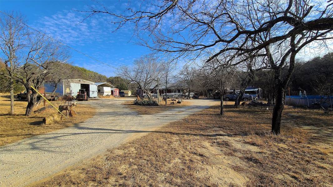 6650 Valley View Drive, Brownwood, TX 76801