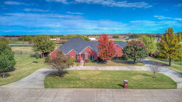 1243 W Alamosa Drive, Talty, TX 75160