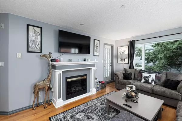 Langford, BC V9B 2V8,893 Hockley Ave #407