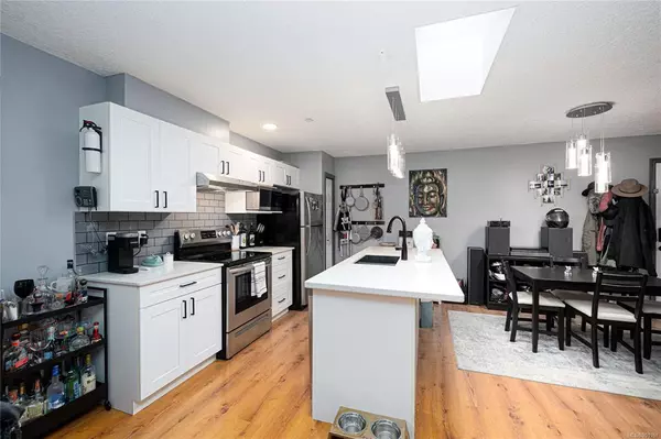 Langford, BC V9B 2V8,893 Hockley Ave #407