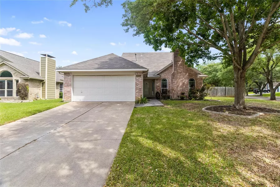 5417 Mormon Trail, Fort Worth, TX 76137