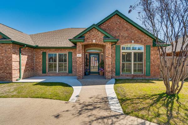 503 Northgate Drive, Waxahachie, TX 75165