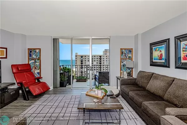 Pompano Beach, FL 33062,1900 S Ocean Blvd  #15B