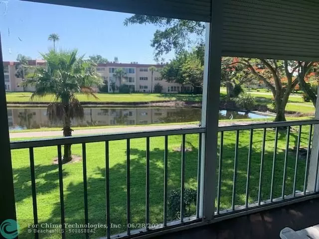 4 Abbey Ln  #203, Delray Beach, FL 33446