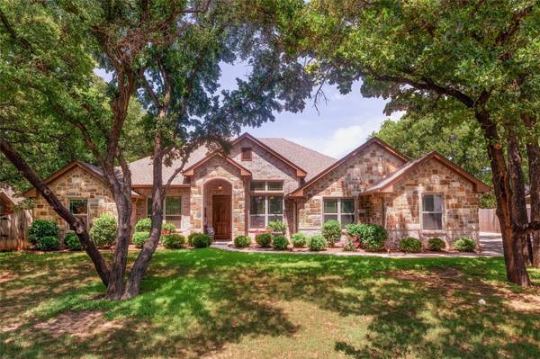 4808 W Wedgefield Road, Granbury, TX 76049