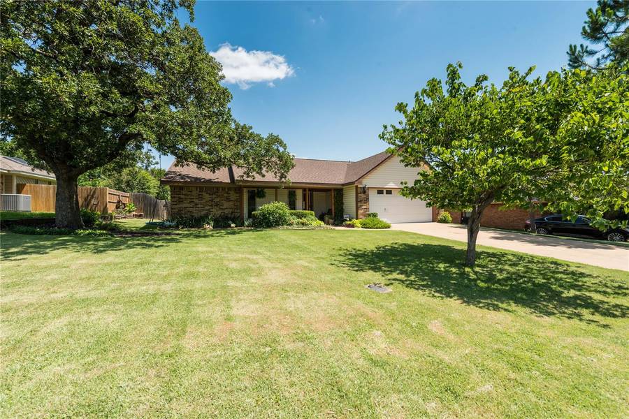 2403 S Forest Hills, Corinth, TX 76210