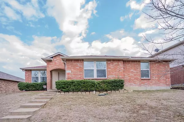 2820 Cameron Way, Mesquite, TX 75181