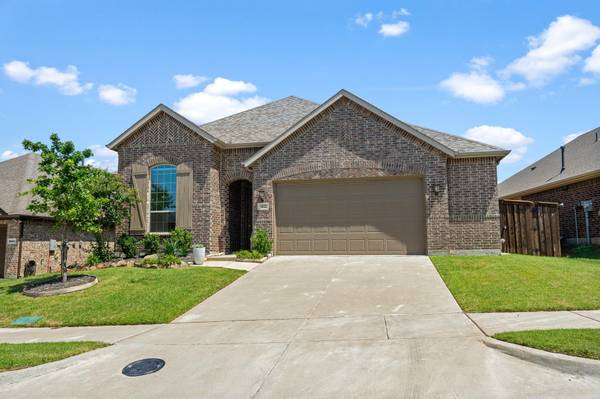 5022 Flanagan Drive, Forney, TX 75126