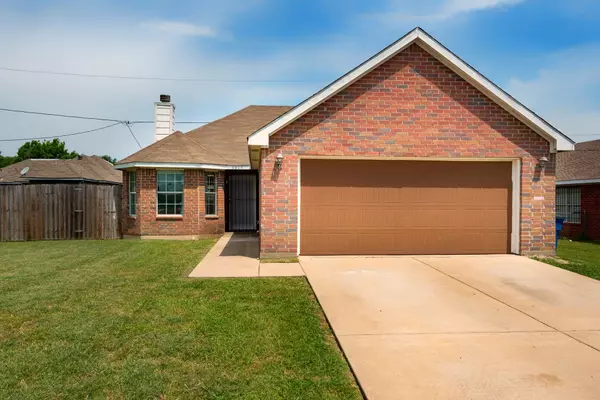 3039 Beaker Drive,  Dallas,  TX 75241