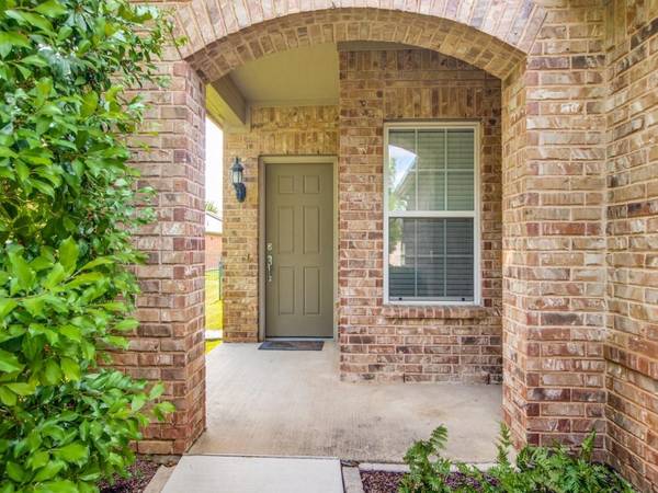 7761 Longaberger Drive, Frisco, TX 75036