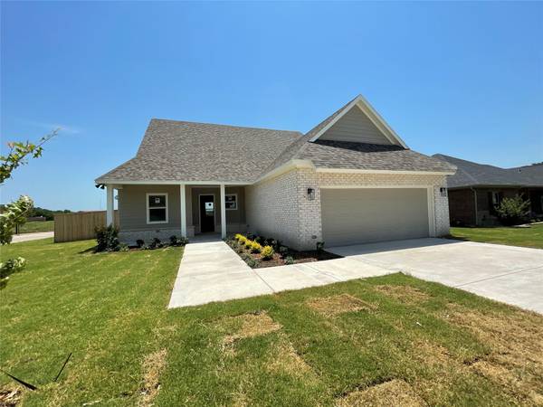 292 Bent Oak Drive, Pottsboro, TX 75076