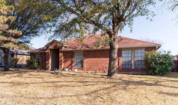 1249 Roan Drive, Lancaster, TX 75134