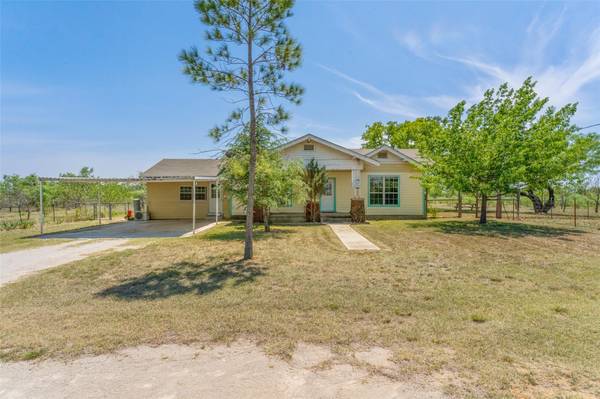 5901 County Road 180,  Bangs,  TX 76823