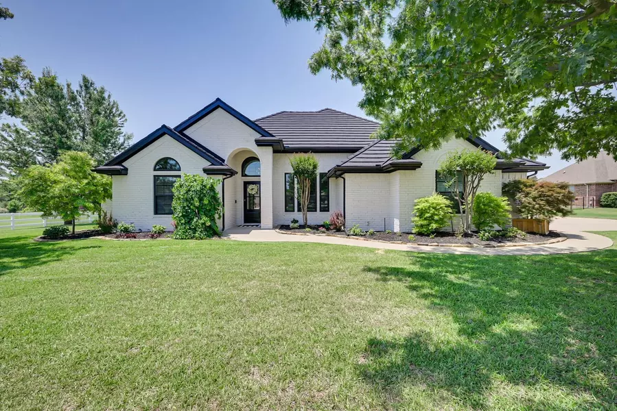 3708 Vista North Drive, Burleson, TX 76028