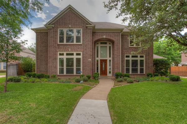 5024 River Bluff Drive, Fort Worth, TX 76132