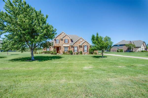 113 Island Way, Princeton, TX 75407