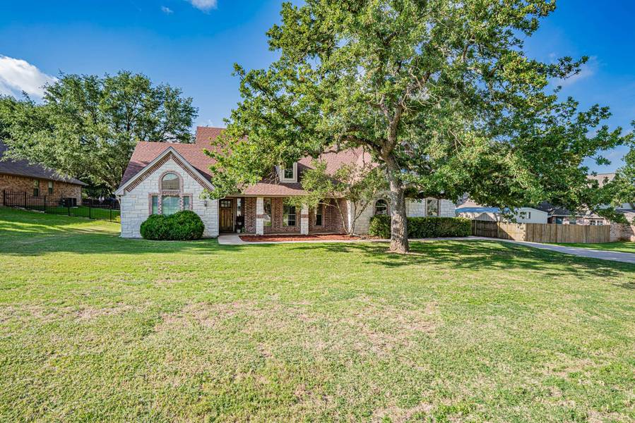 4703 Stoney Creek Court, Granbury, TX 76049