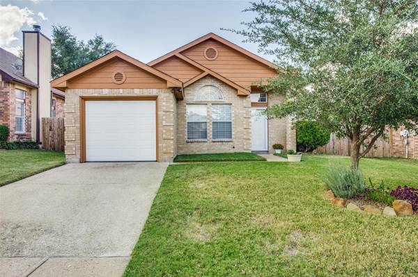 8404 Ohara Lane, Fort Worth, TX 76123