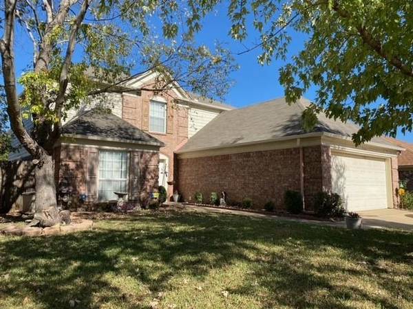 3304 Steamboat Drive, Fort Worth, TX 76123