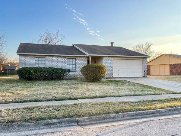 3212 Chancellorsville Drive, Forest Hill, TX 76140