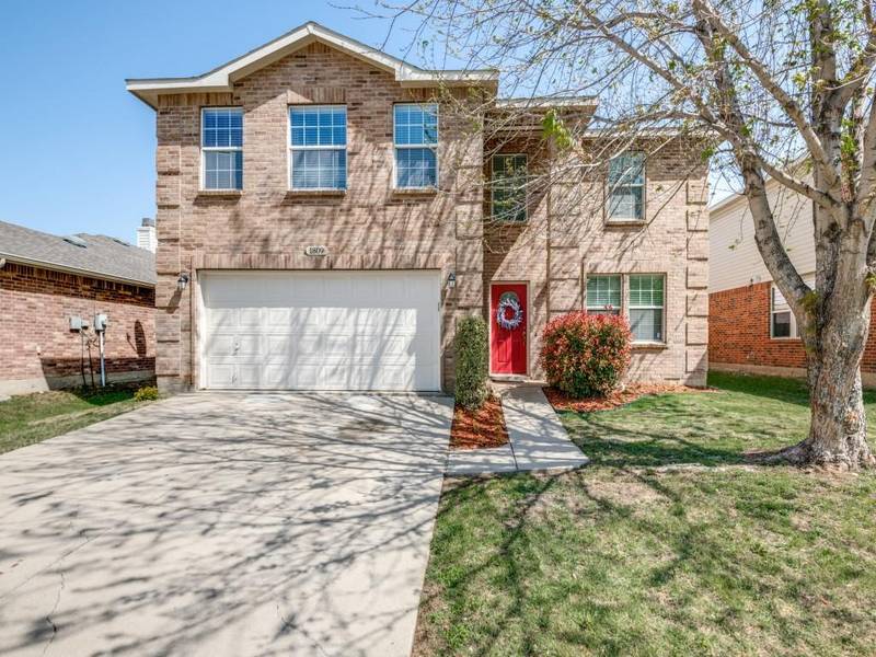 1809 Elk Lake Trail, Fort Worth, TX 76247