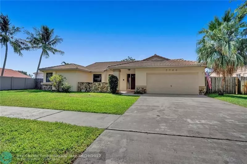 5700 Hawkes Bluff Ave, Davie, FL 33331