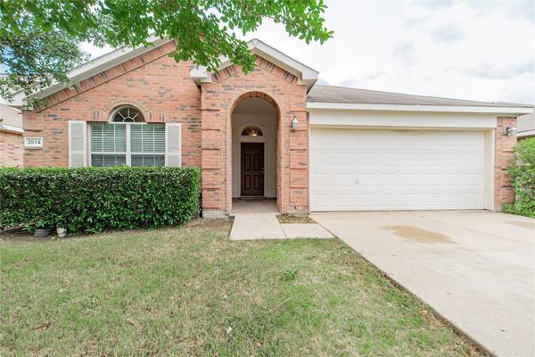 2034 Fairview Drive,  Forney,  TX 75126