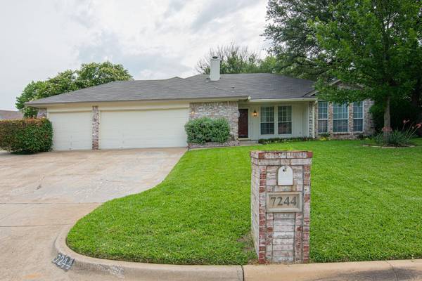 7244 Windcrest Lane, North Richland Hills, TX 76182