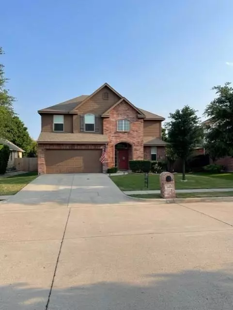 505 Castlebrook Court, Saginaw, TX 76179