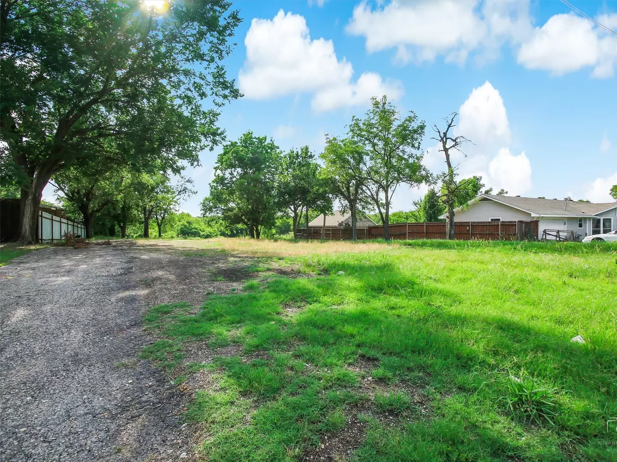 Anna, TX 75409,926 S Powell Parkway