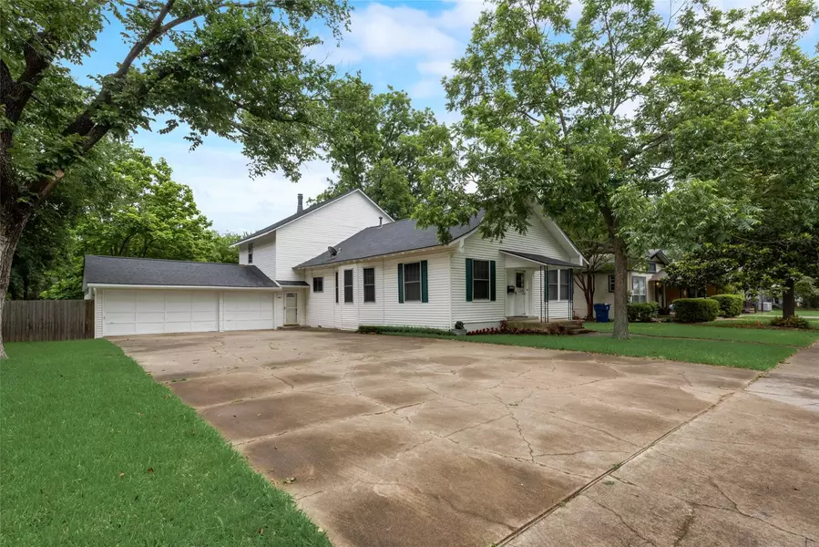 3821 Pine Street, Greenville, TX 75401